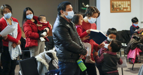 Filipino Congregation Celebrates Advent with Misa de Gallo