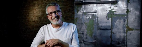 Steve Bell in Concert · Sun Oct 16