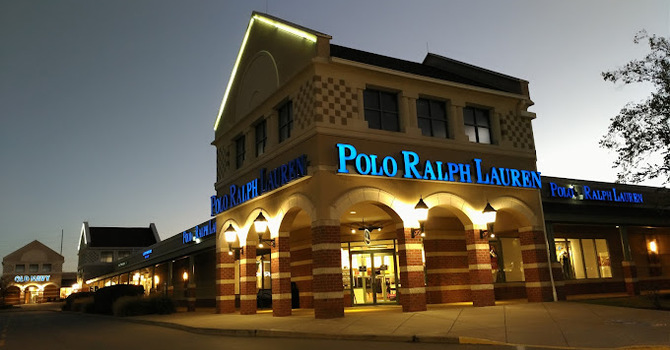 Grove City Shopping Day Trip image