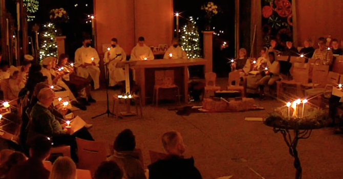 Christmas Eve Candlelight Service