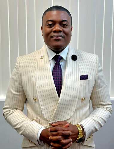 Pastor Emmanuel Akinola