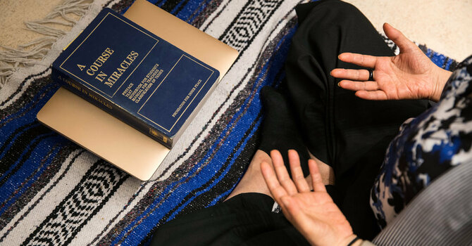 A Course in Miracles Study Group