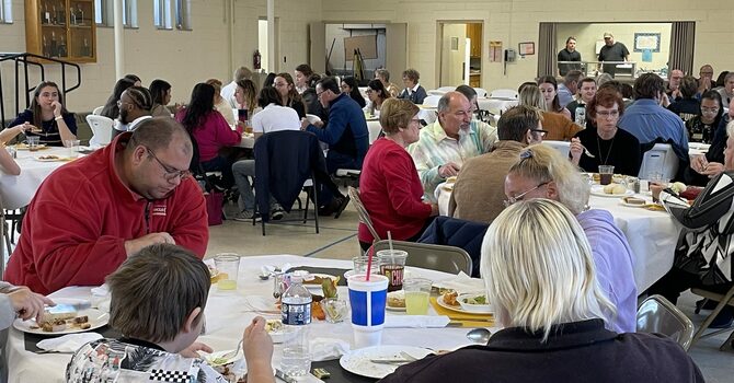 AA Meeting - Noon Lunch Bunch (C,D)