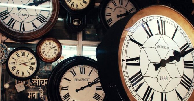 Daylight Saving Time Starts 2022 image