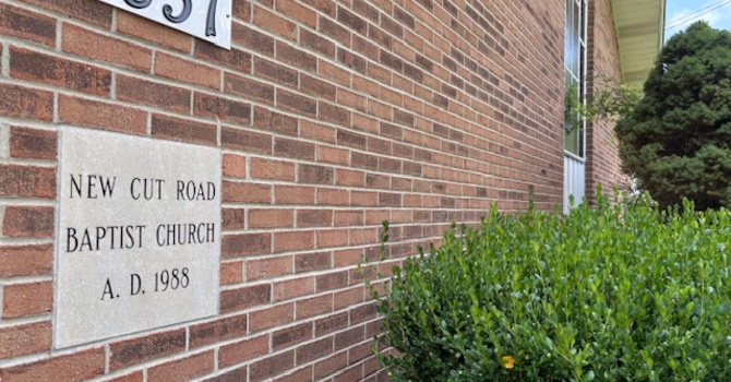 SUNDAY MORNING WORSHIP