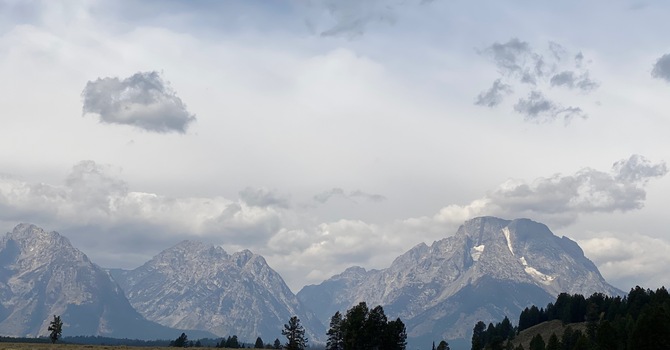 Moving Mountains image