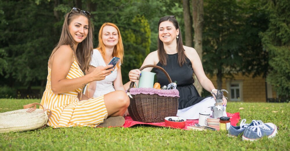Womens ministry picnic in the park