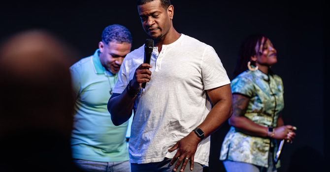 Sundays at Refresh Church