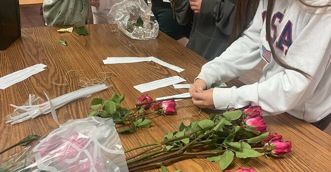 Student Ministries Deliver Love to Our Neighbors image