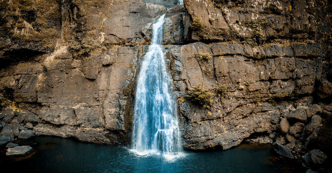 The Holy Spirit: Rivers of Living Water in a World of Chaos image