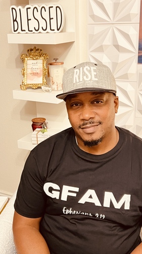 Everell (Gus) Gustave