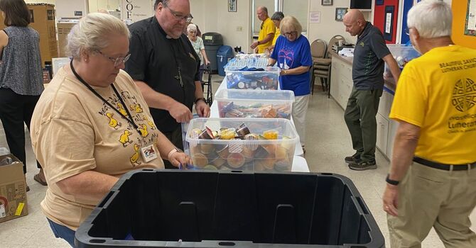 Manna Bags/GRACE center image