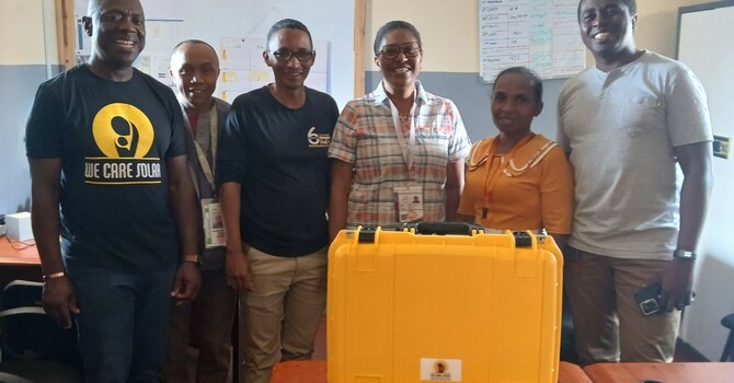 Give the gift of light image