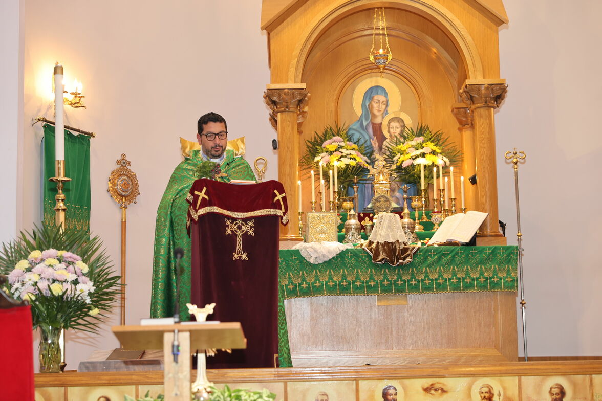 Slideshow image