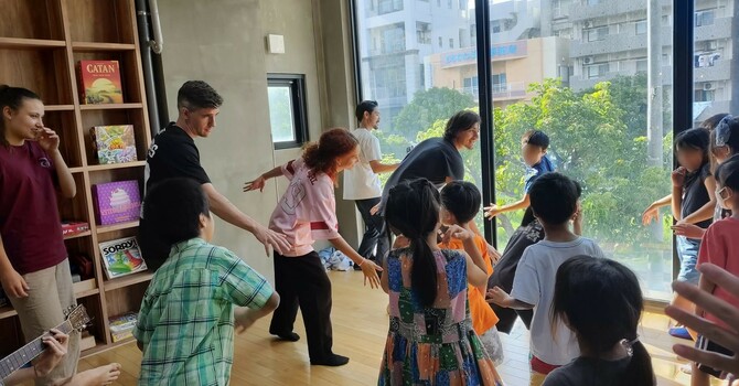 God's Open Door to Witness to Children image