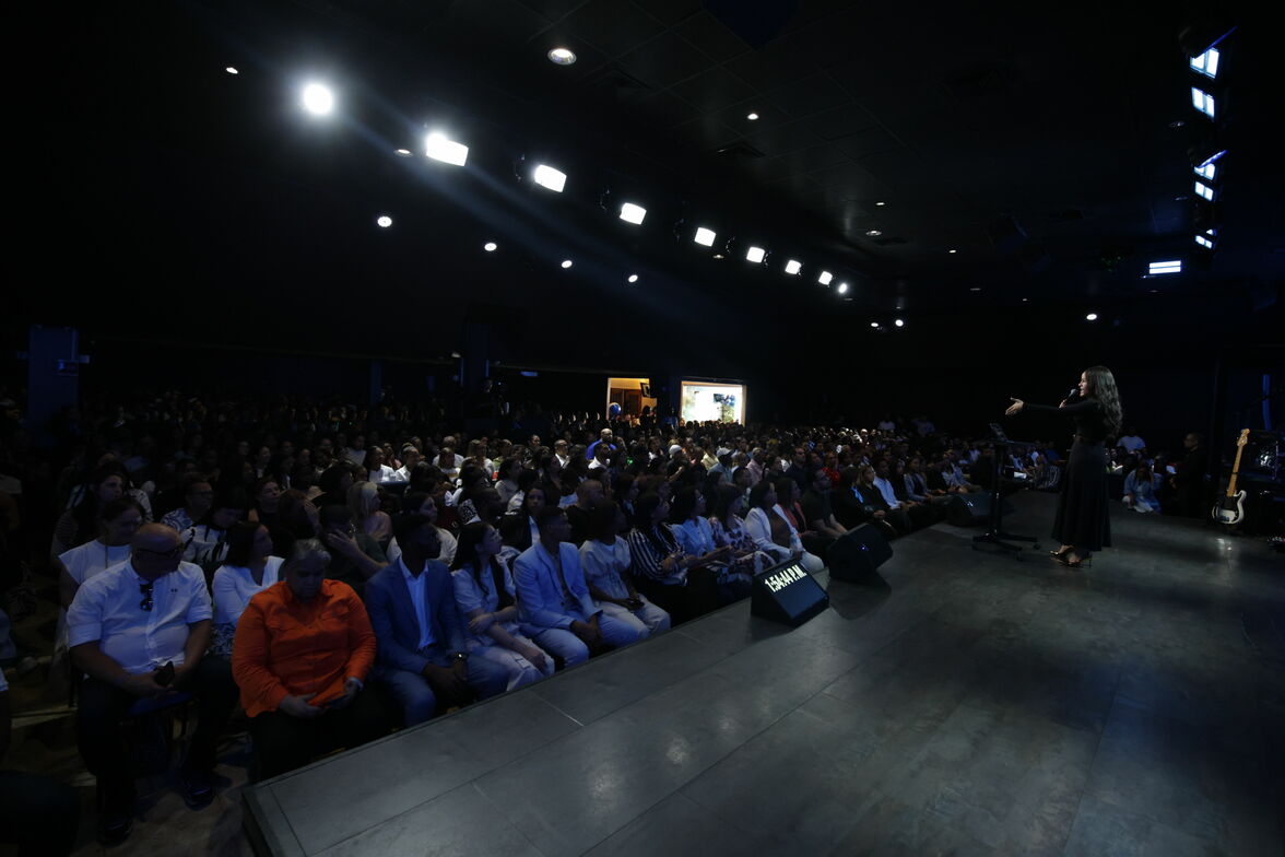 Slideshow image