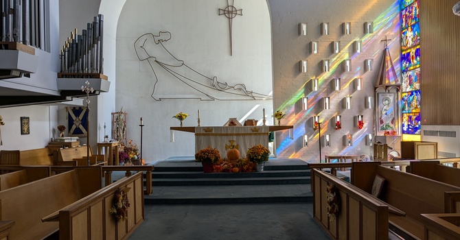 10am Holy Eucharist