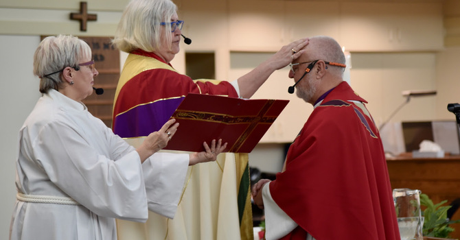 Rev. Dr. Larry Kochendorfer Installed as ELCIC National Bishop image