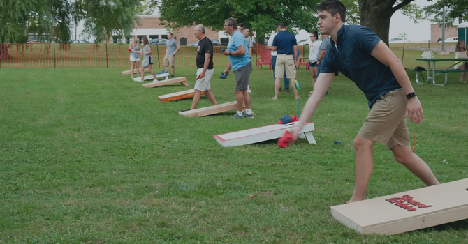 Men's Cornhole Tournament 