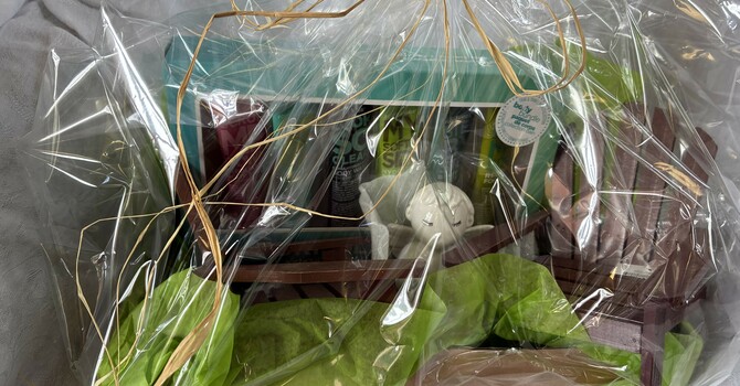 Essex Flower Basket image