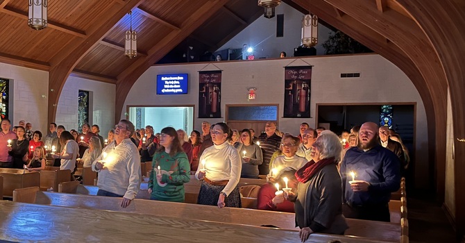  Christmas Eve Candlelight Service