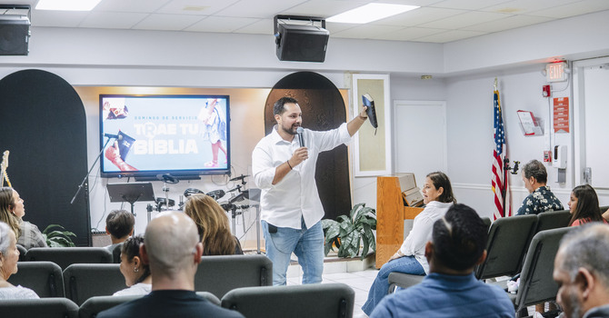 No Te Preocupes, Adora.