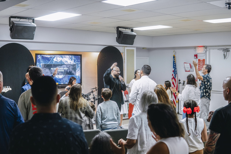 No Te Preocupes, Adora.