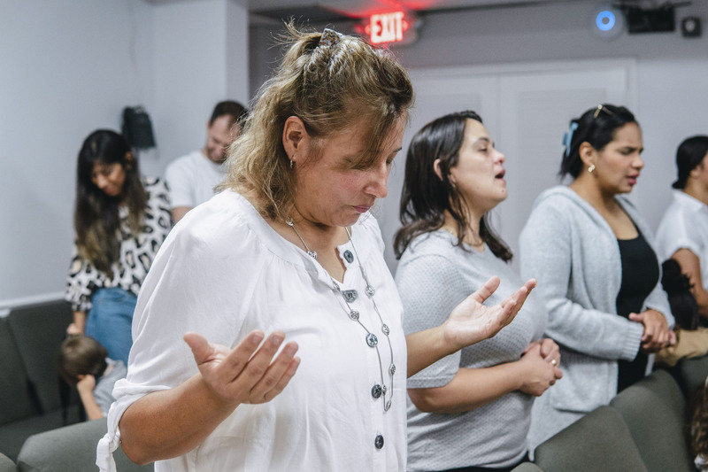 No Te Preocupes, Adora.