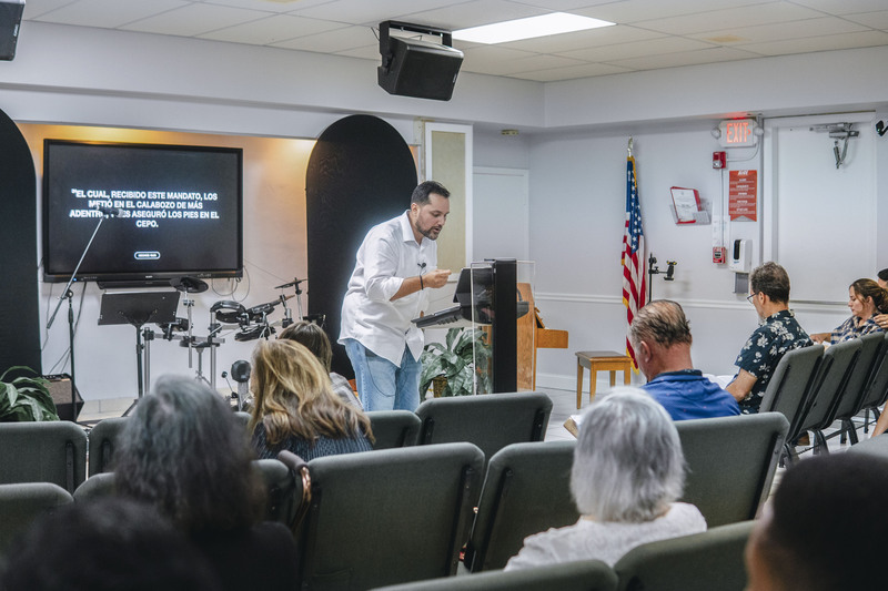 No Te Preocupes, Adora.