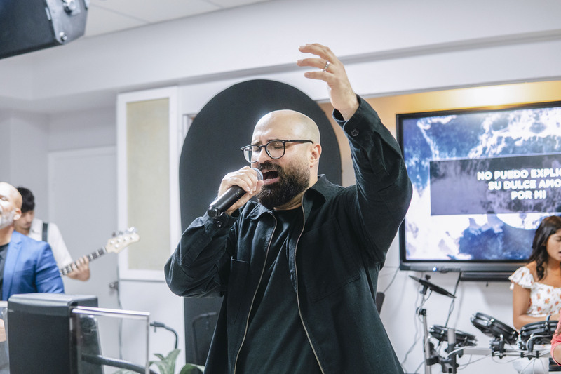 No Te Preocupes, Adora.