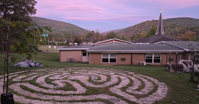 Visit our Labyrinth image