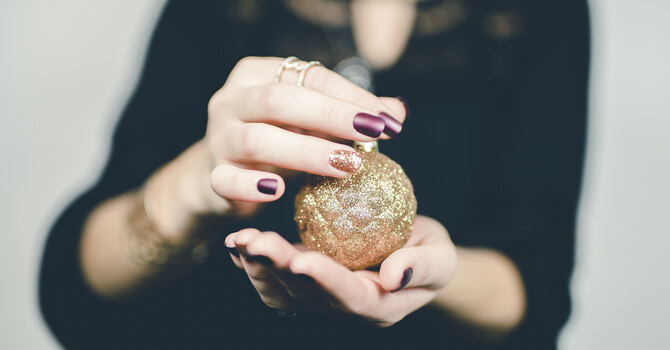 Christmas Decorating Ladies Event