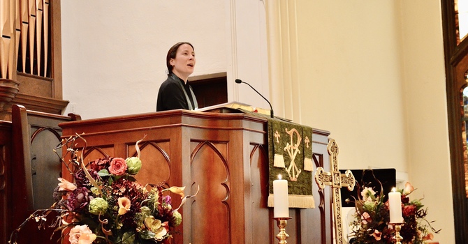 Sermon Discussion Sun Sch Class with Pastor Katie