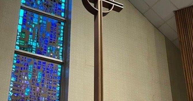 Decorate our Chrismon Tree