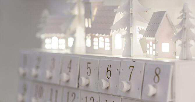 Awaiting Christ Together: Advent Meal & Study