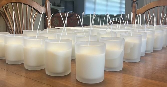 CANDLE FUNDRAISER (for CHRISTMAS GIFT MINISTRY)