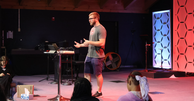 STAND STUDENT MINISTRIES