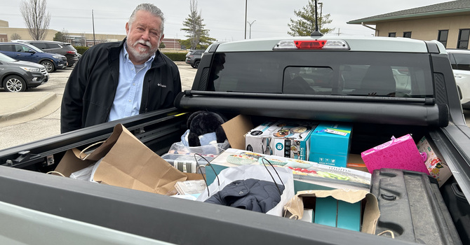 MLM Christmas Store Gifts image