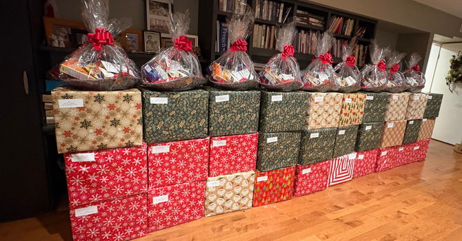 運送聖誕禮盒到利頓 Christmas Delivery to Lytton image