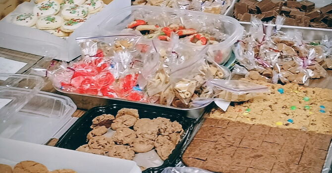 Cookie Walk Is a Sweet Success image