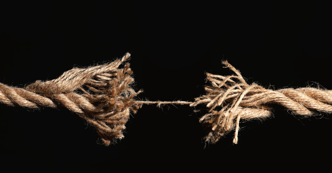 What Is a Relationship Breaking Point? 