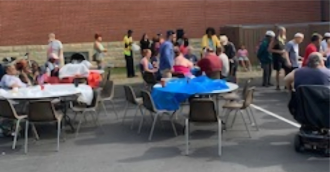 Neighborhood Hot Meal