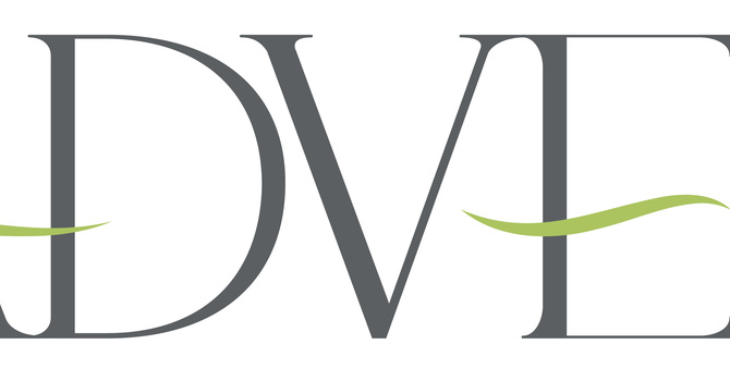 Women’s Approach to Christmas 2025 image