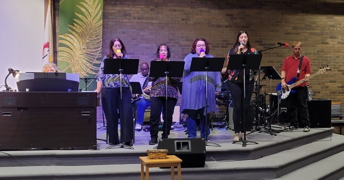 Contemporary Service (RISE)