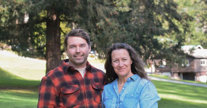 Aaron and Julie Gole