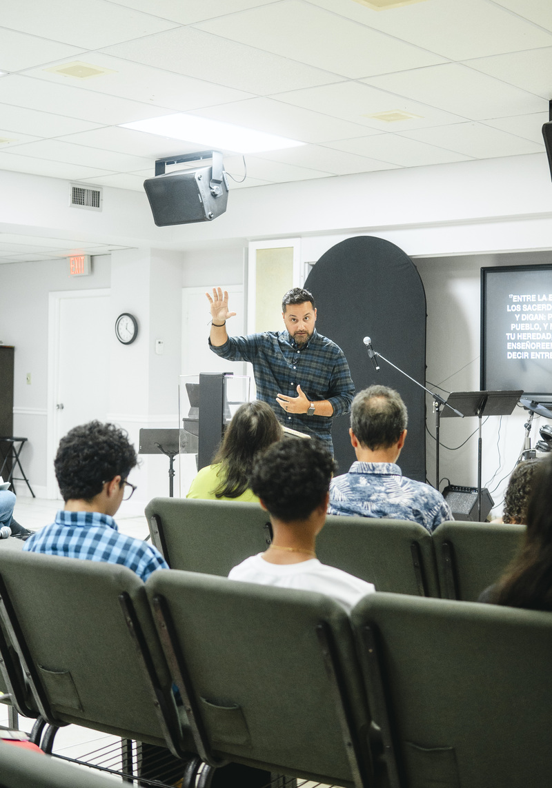 Sacrificio en Privado, Recompensa en Publico