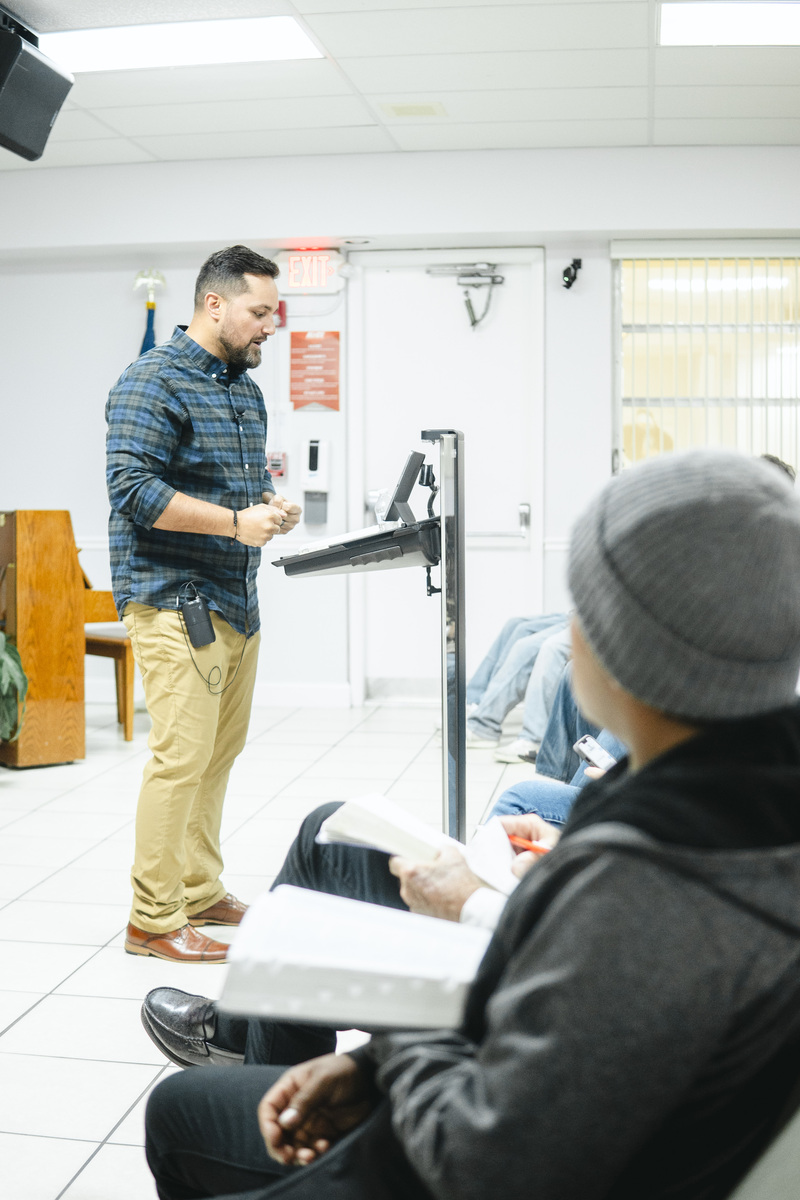 Sacrificio en Privado, Recompensa en Publico