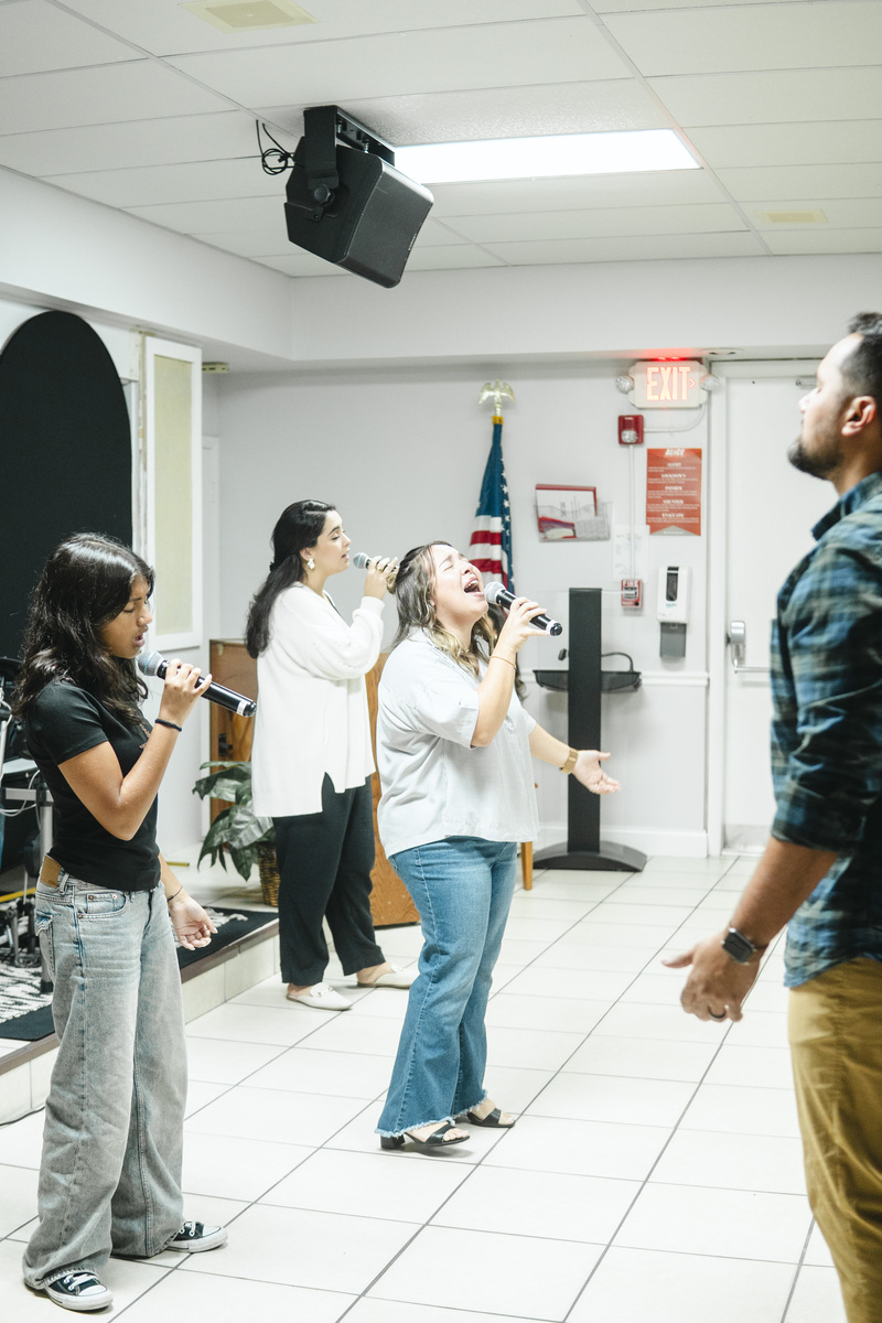 Sacrificio en Privado, Recompensa en Publico