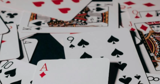 Hand & Foot (Canasta)