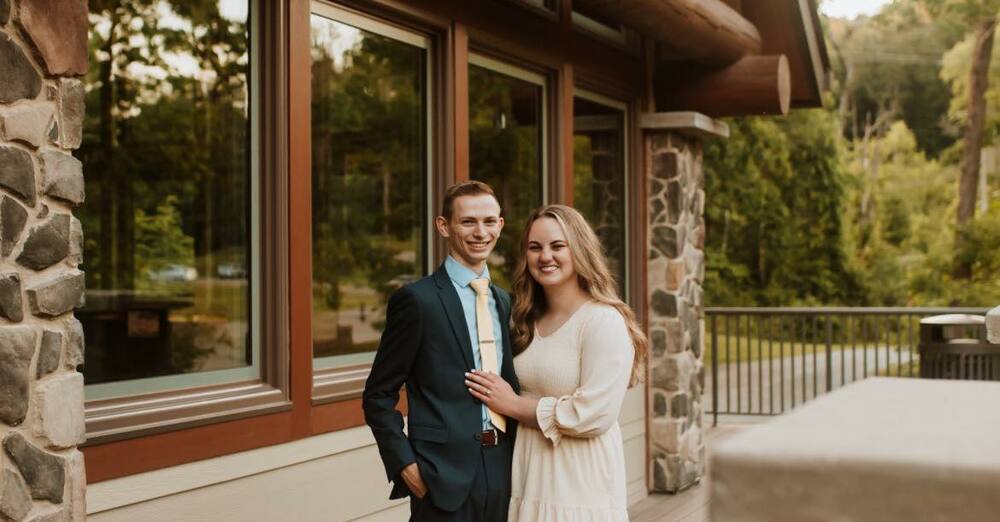 Sam & Rylee Wiehle Preaching and Singing